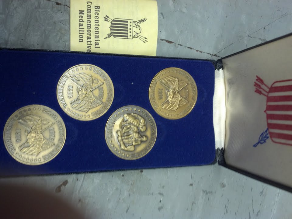 Bicentennial-Commemorative-Medallions....help-Please!